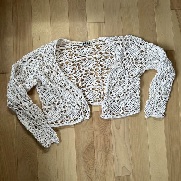 White Crochet Bolero – Cropped Macramé Cardigan, One Size - Picture 2 of 8